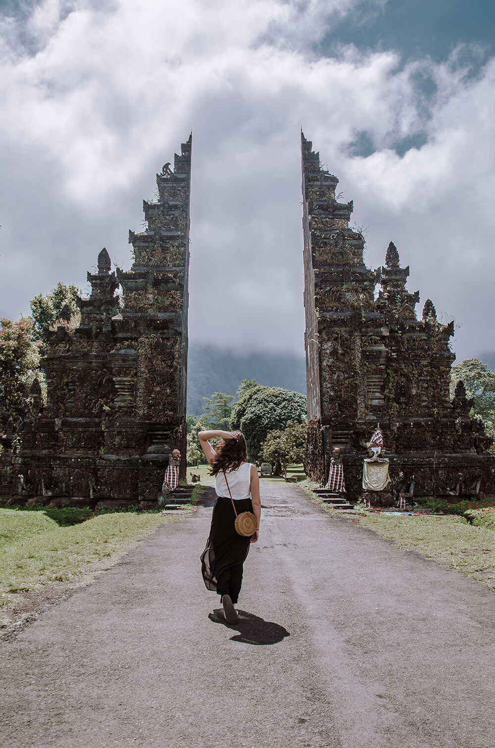 Flitterwochen: Berühmtes Tor auf Bali